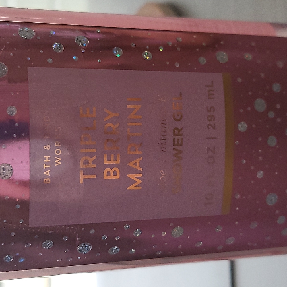 Bath & Body Works - Picture 2 of 2